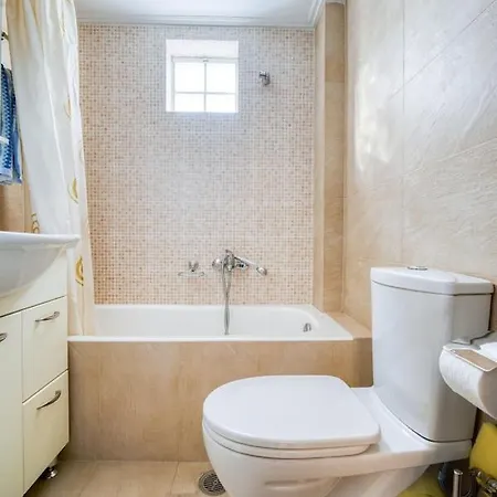 Escape With Style In Chic 2br Apartment! * Athens