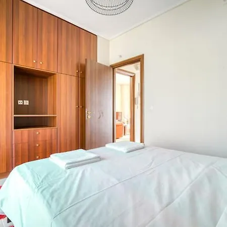 Escape With Style In Chic 2br Apartment! Διαμέρισμα